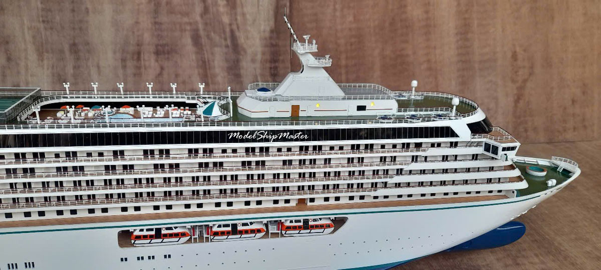 世界最大級豪華客船 Oasis of the Seas 200cmライト付特注